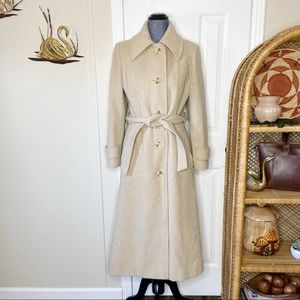 1970s Vintage Creamy Beige Wool Full Length Coat Size Small